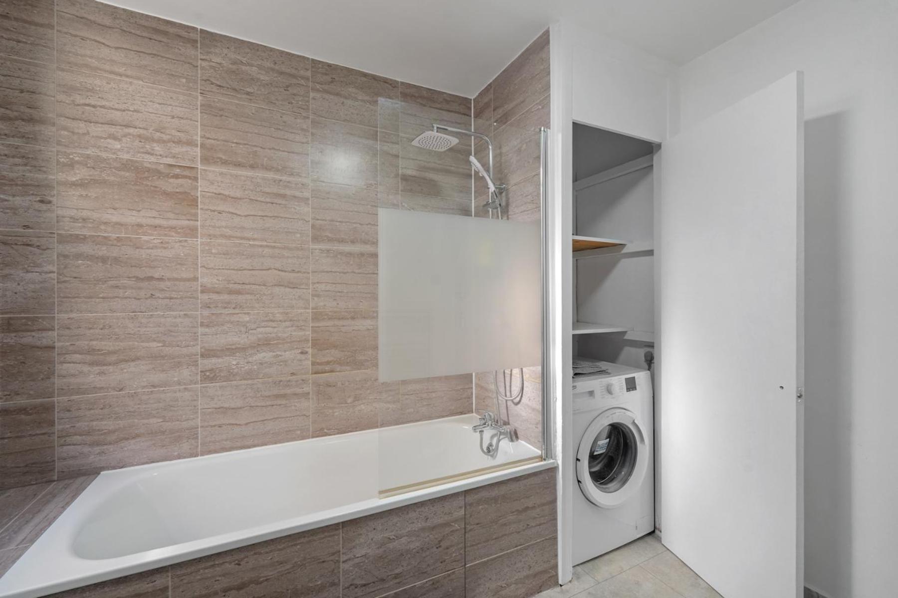 New With Large Garden Apartment *